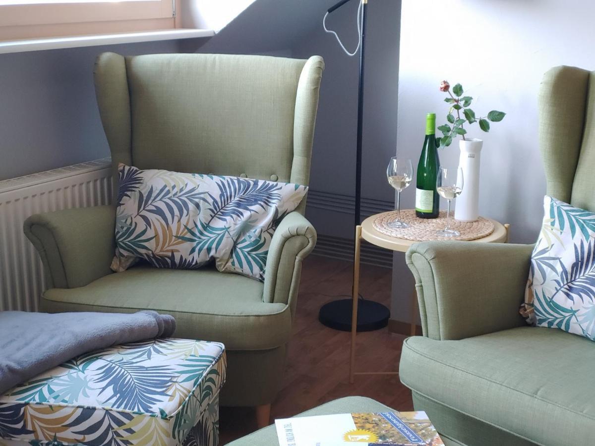Ferienhaus Stuelb Zeltingen-Rachtig Bagian luar foto